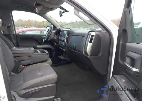 2018 Chevrolet Silverado 1500 2Lt z USA, uszkodzony, nr VIN 2GCVKREC7J1108337